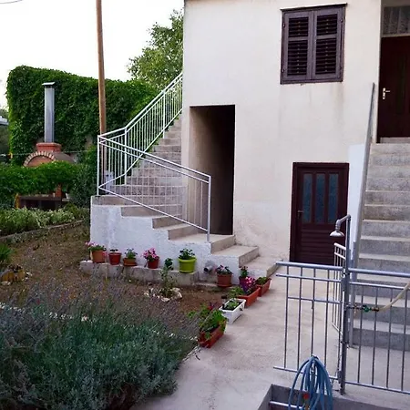 Barbara Apartment Pirovac